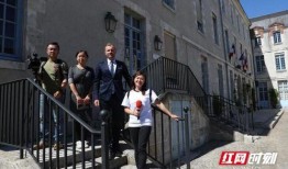 柳州吃瓜事件网红视频,网红视频引发的全民热议