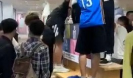 优衣库模特爆料视频大全,揭秘时尚界幕后故事与幕后花絮