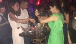 女子爆料喝酒陪酒被打视频,喝酒陪酒被打，视频揭露惊人内幕