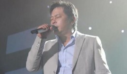 王杰爆料娱乐圈背景图,揭秘明星背后的权力游戏