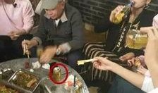 重庆女士爆料喝酒视频,一幕引发网友热议