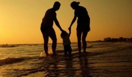 独生子16集在线观看,家庭纷争升级，亲情考验再起